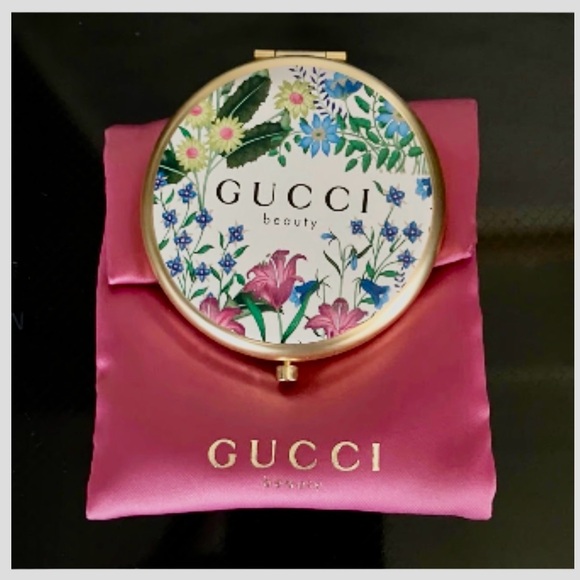 Gucci Gold Floral Beauty Double Sided Compact Mirror with Burgundy Pouch NWT - Picture 4 of 10